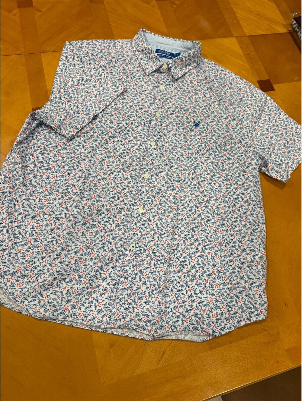 Nautica Blue Sail Men's XL Floral Button Up Shirt Short Sleeve Classic Fit
